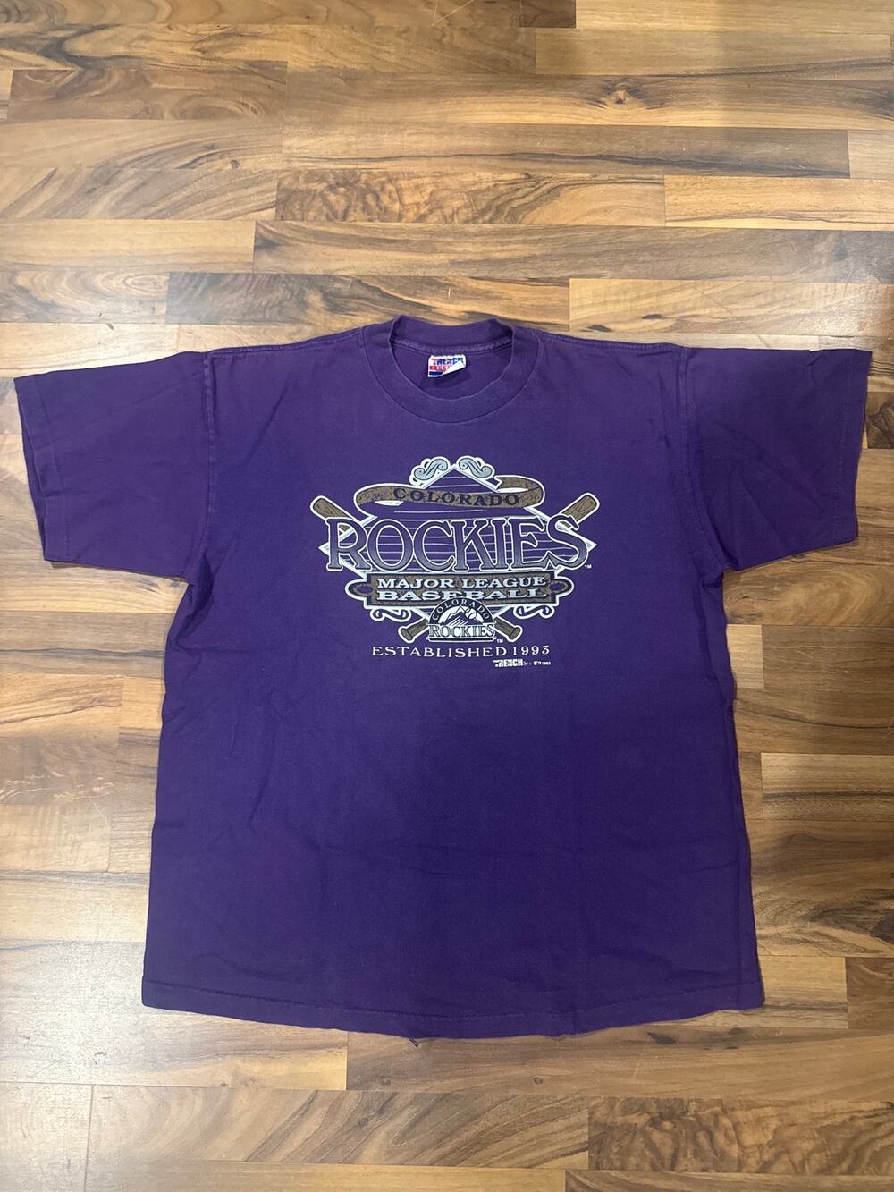 Trench 1993 Colorado Rockies size Xl